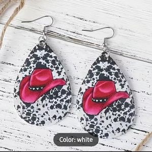 NWT Cowboy Cow Print Hat